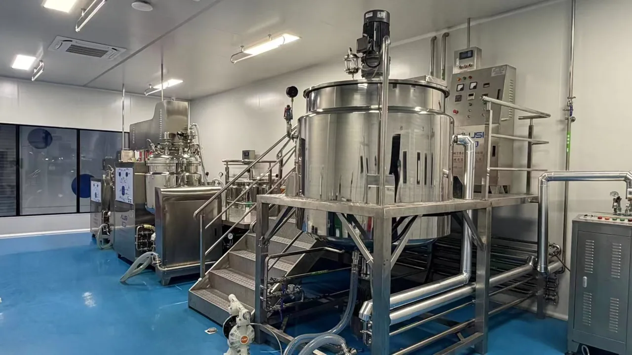 Stainless steel emulsifying vessels and a raised working platform